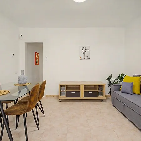 Sunandbed Sol Apartment *
